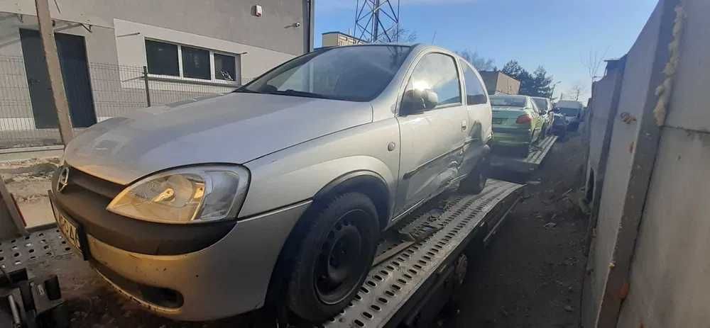 Opel Corsa C 1.0 1.2 1.4 1.8 16V 1.3 1.7 CDTI Części