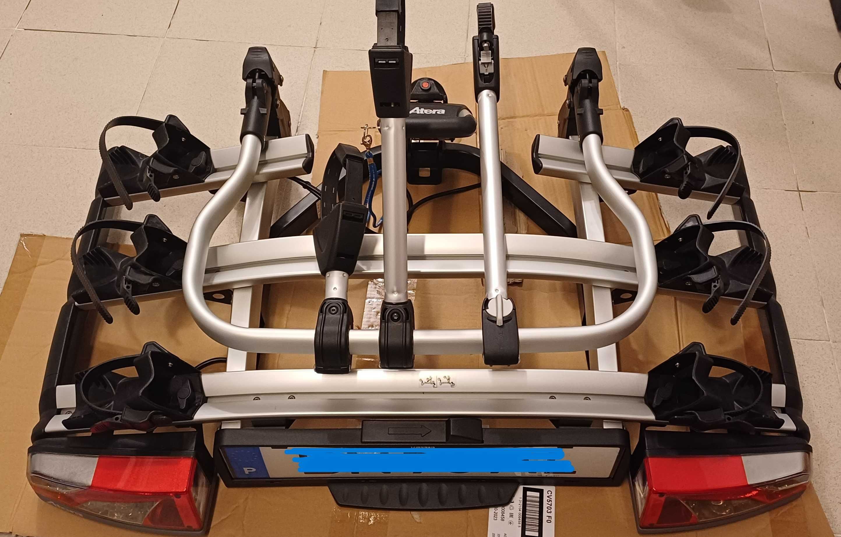 Aluguer - Suporte de bola de reboque para 3 bicicletas