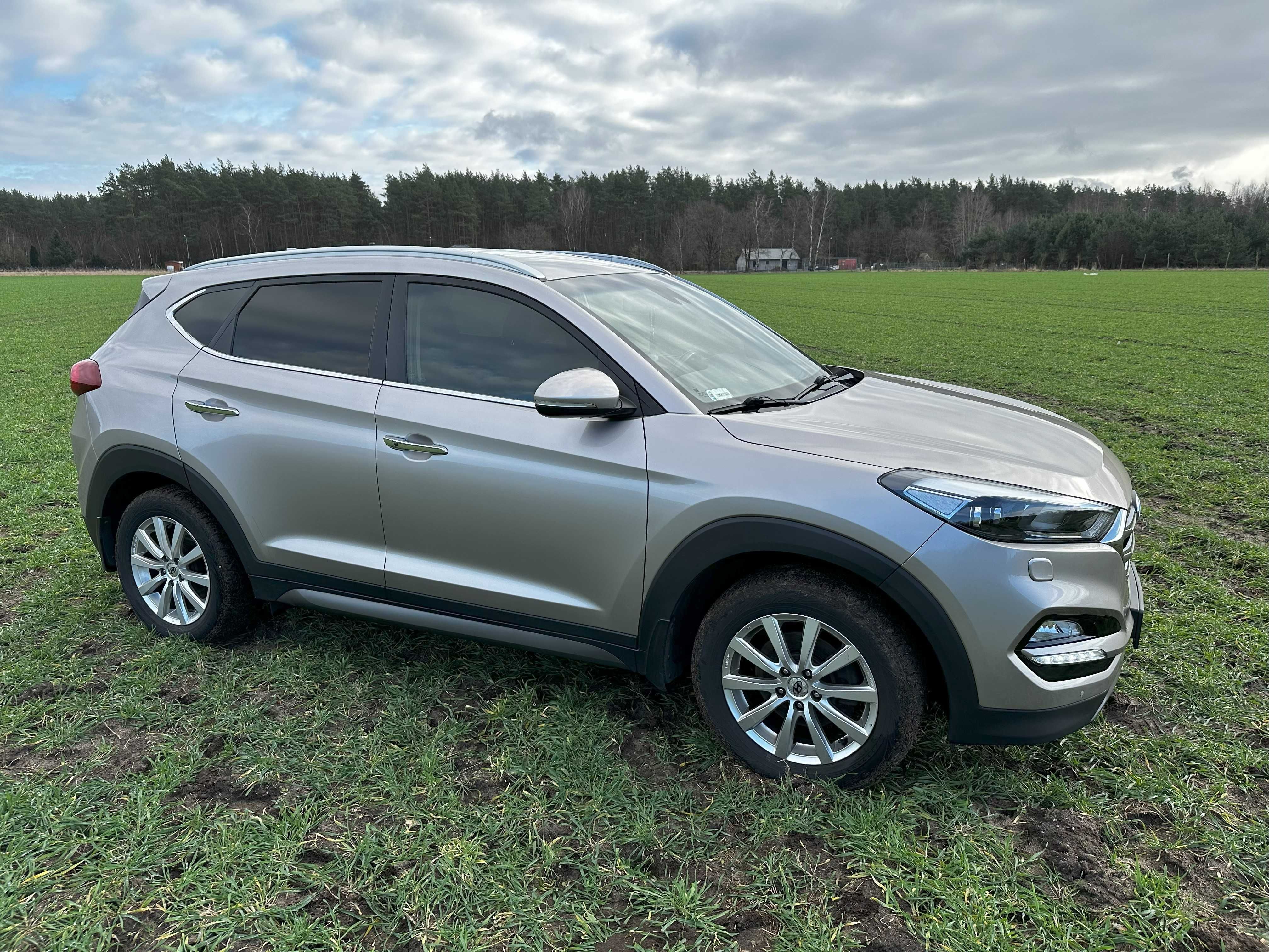 Hyundai TUCSON 2.0D STYLE 19, EL.K.BAG (136KM) 4WD