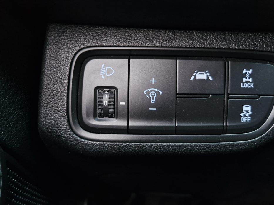 Hyundai Santa Fe  2.0