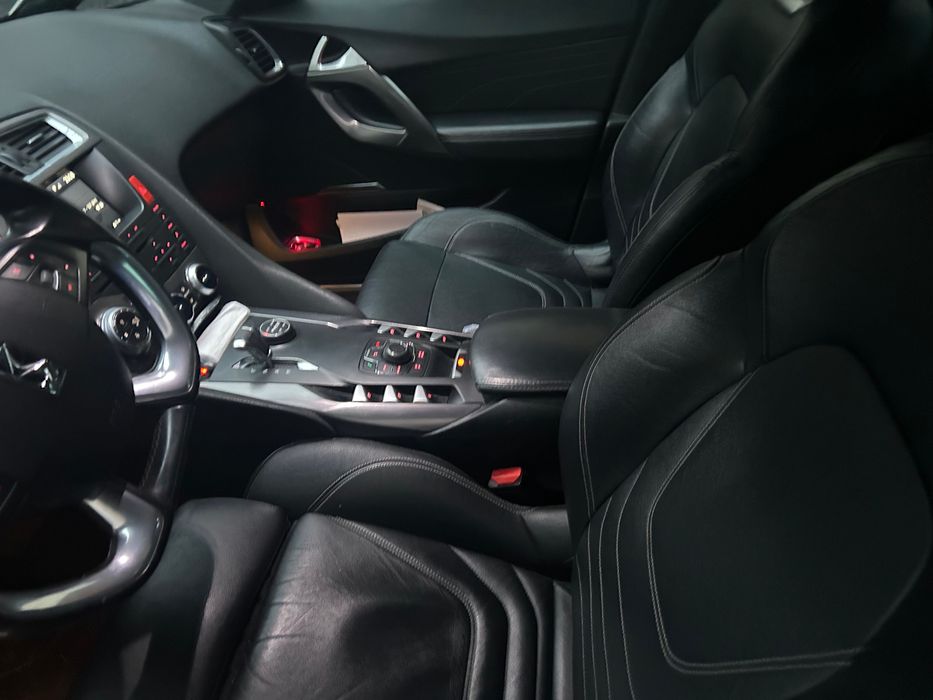 Ds5 2013 diesel negociável