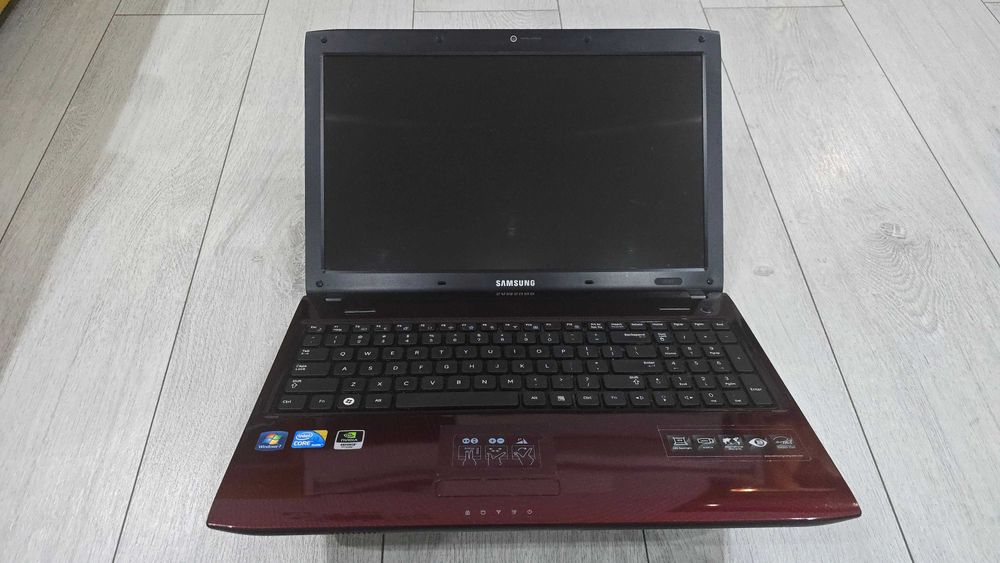 Laptop Samsung R580 15" DYSK SSD 128 + Torba