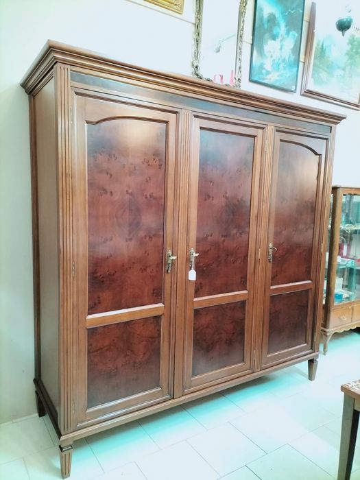 Roupeiro / Guarda Fatos