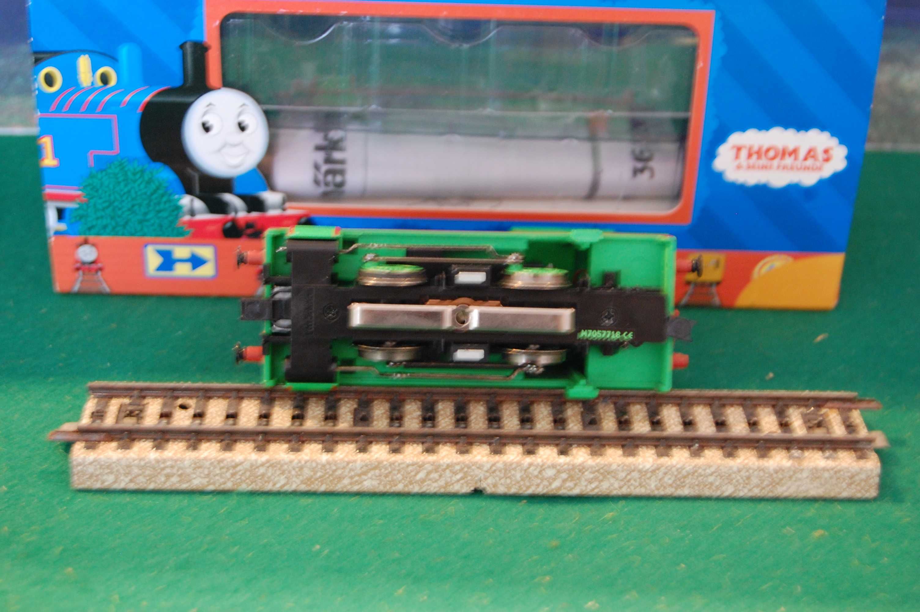 Märklin - locomotiva Percy, amiga do famoso Thomas (1)