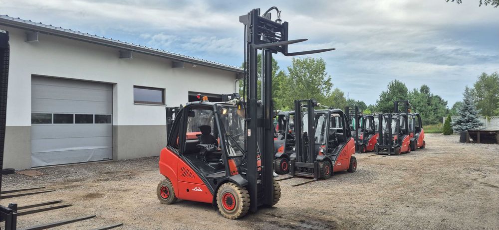 Wózek Widłowy Linde H30T - 4 sekcje - Pozycjoner / przesuw - Stan BDB