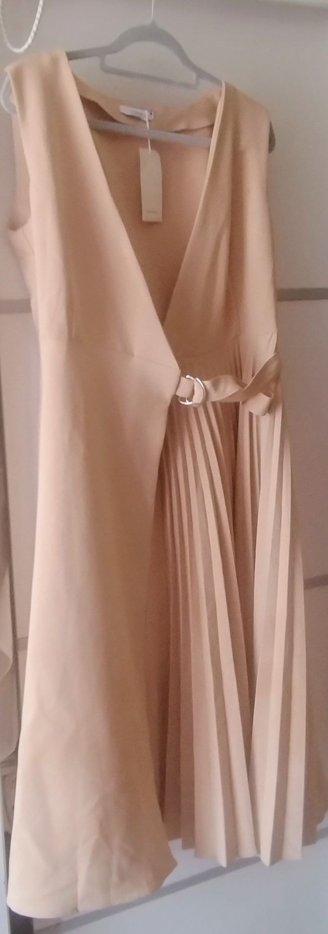 Suknia sukienka Reserved L midi