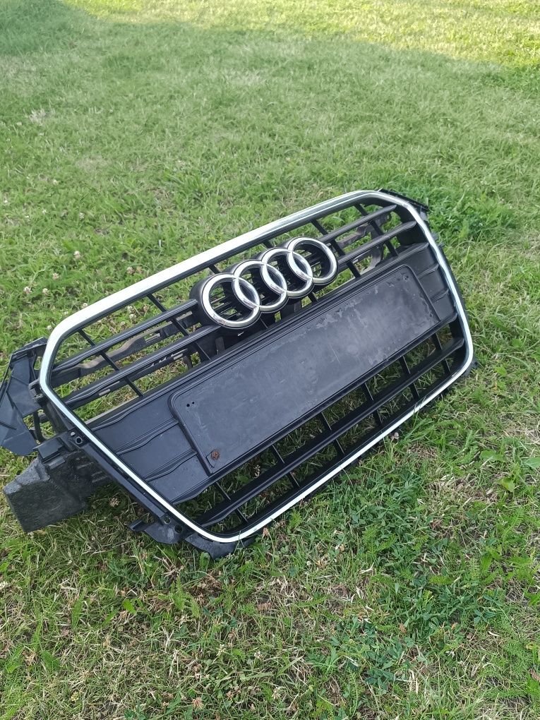 Grill Audi A4 B8 S-Line lift