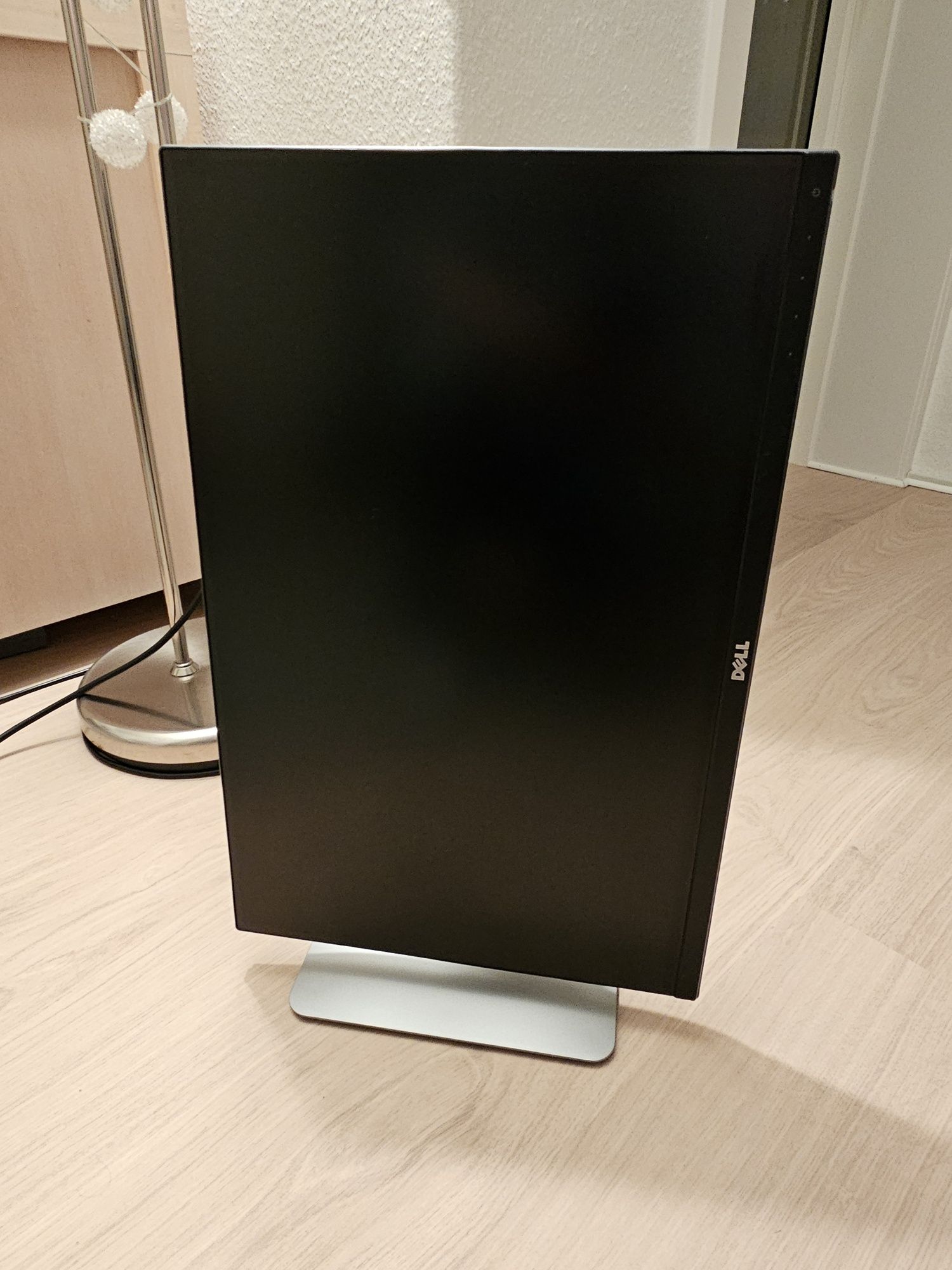 Monitor DELL UltraSharp 24 "LED IPS Hdmi