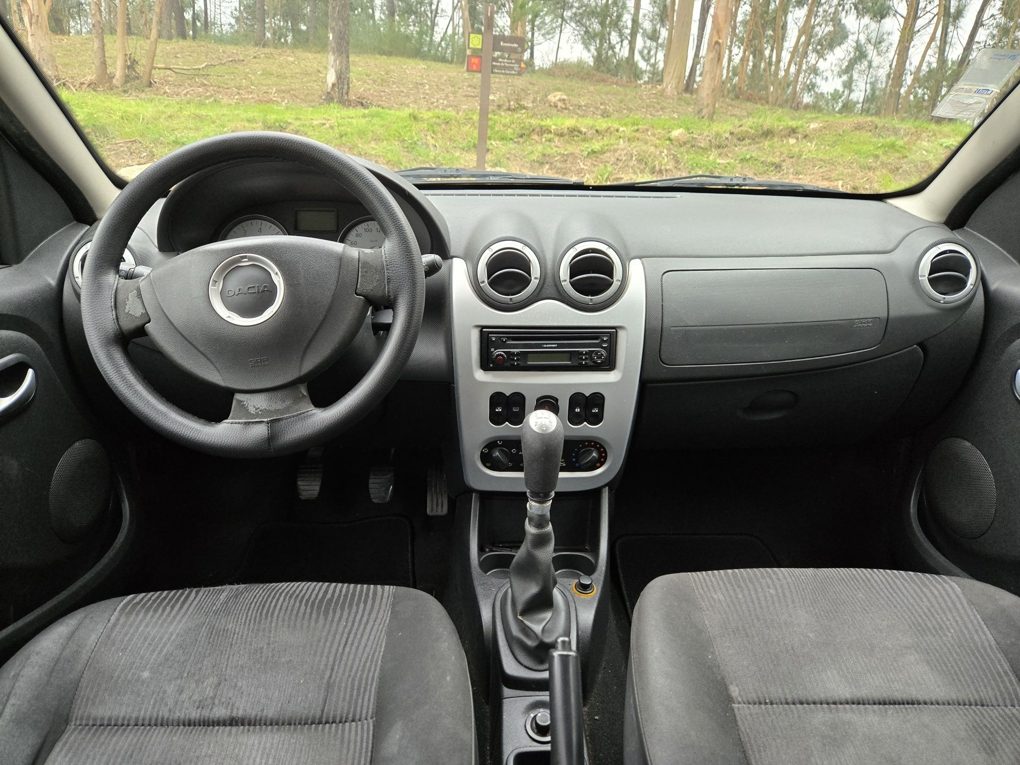 Carro pronto para rodar, revisado sem nada a apontar