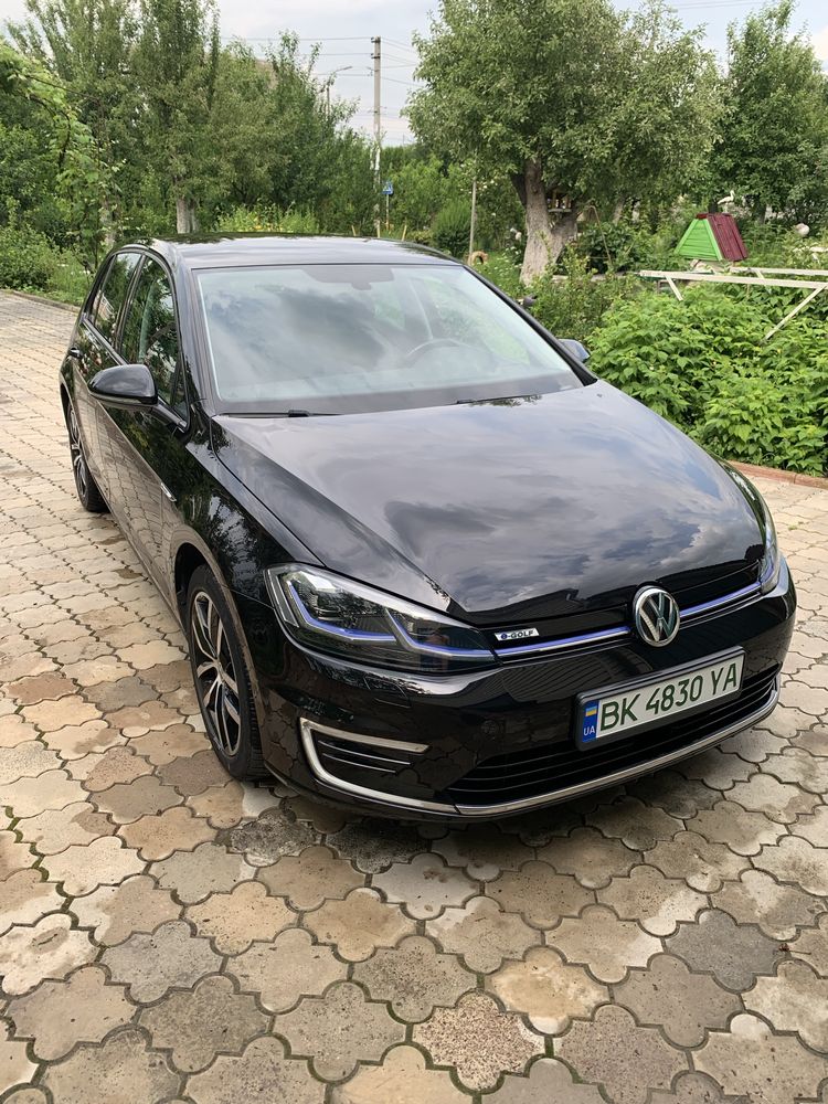 Продам E-golf 2019