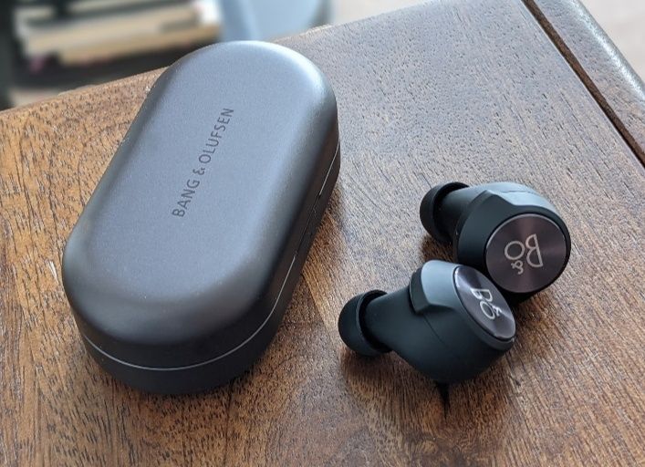 Срочно! Премиум наушники Beoplay E8 и Bang & Olufsen EQ