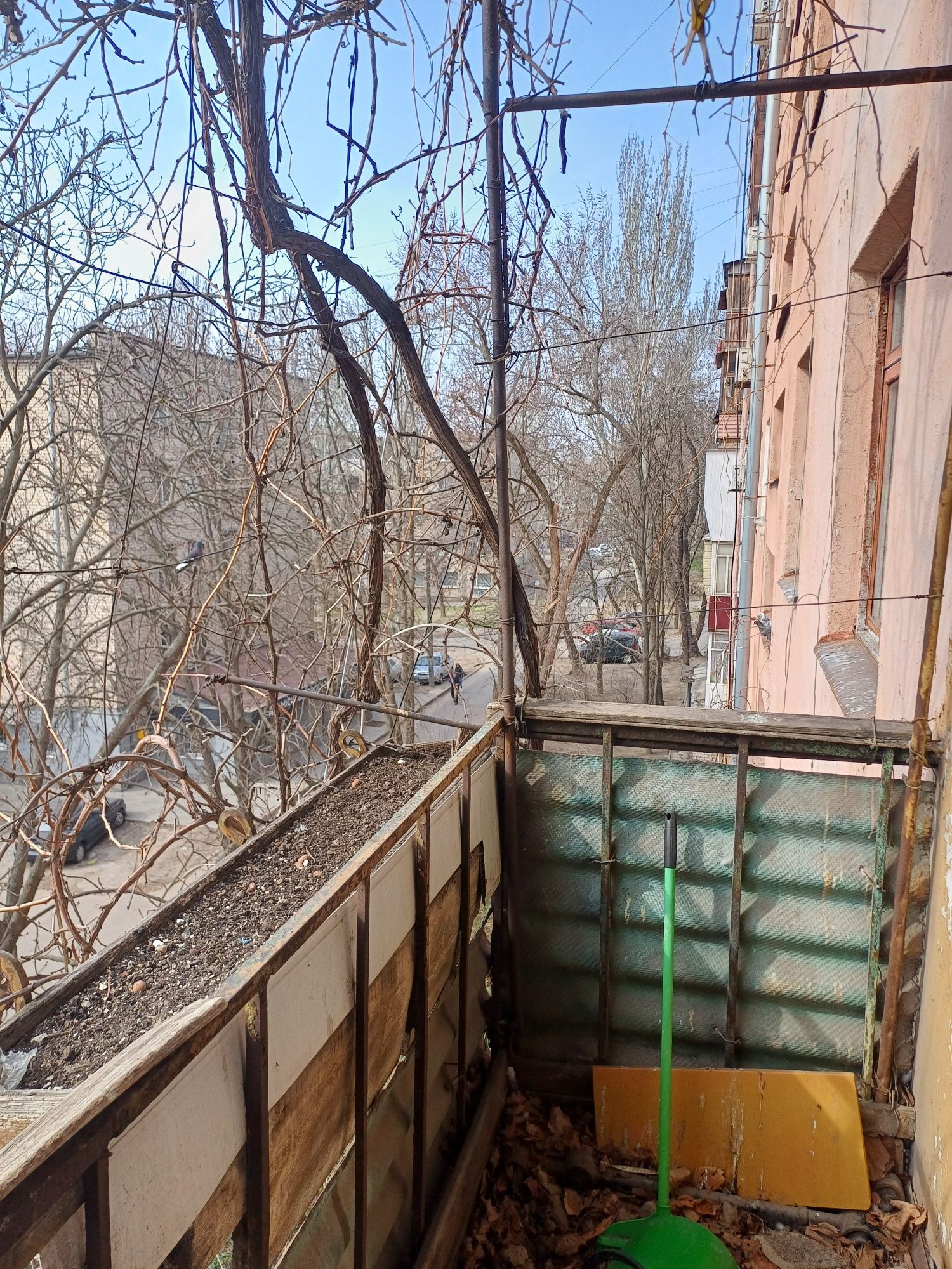 3-комн. квартира, ул. Почтовая, остановка "Малый рынок"