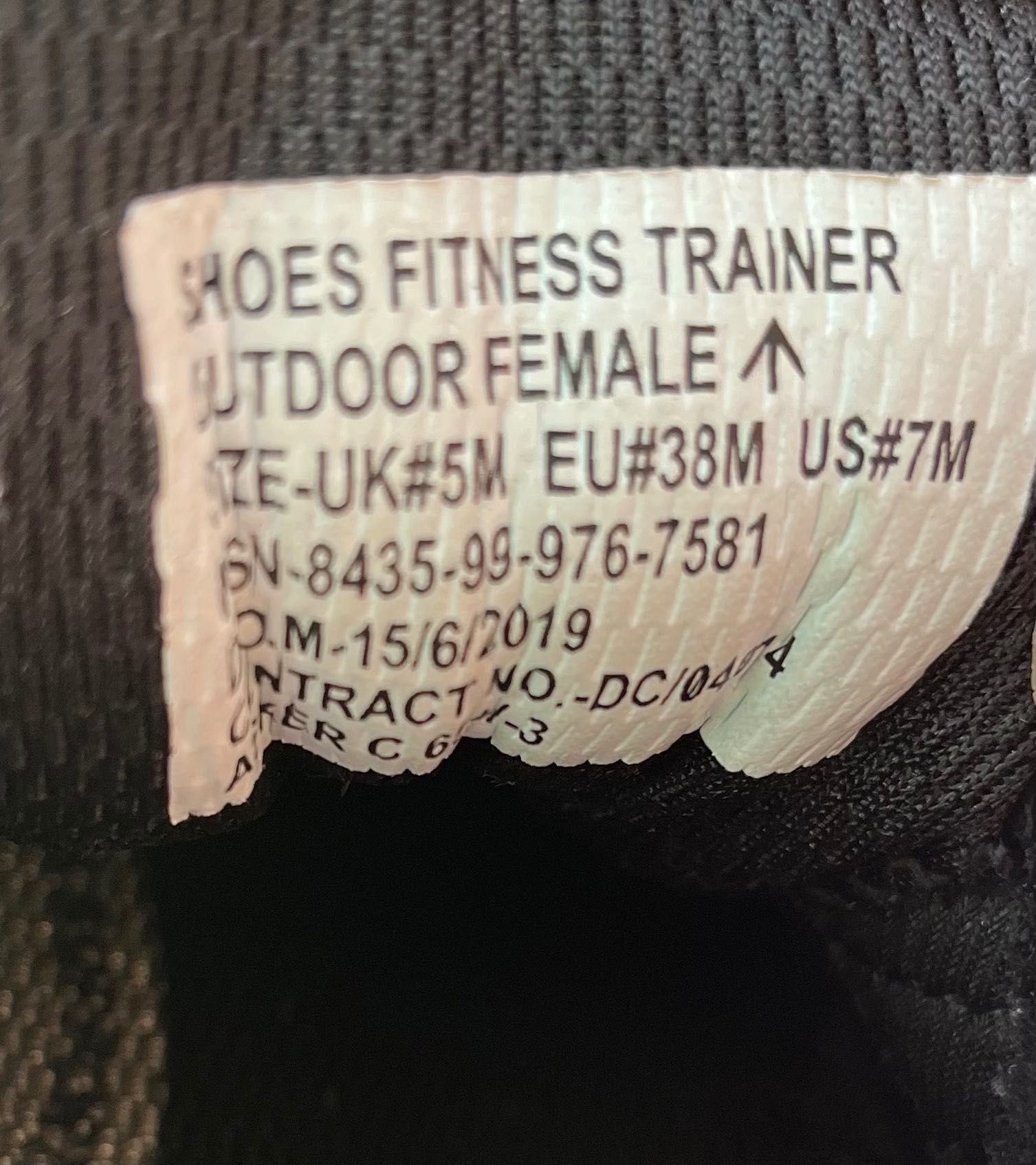 Кросівки Magnum Uniform Service Trainer Black (M.U.S.T.). Розмір 38М.