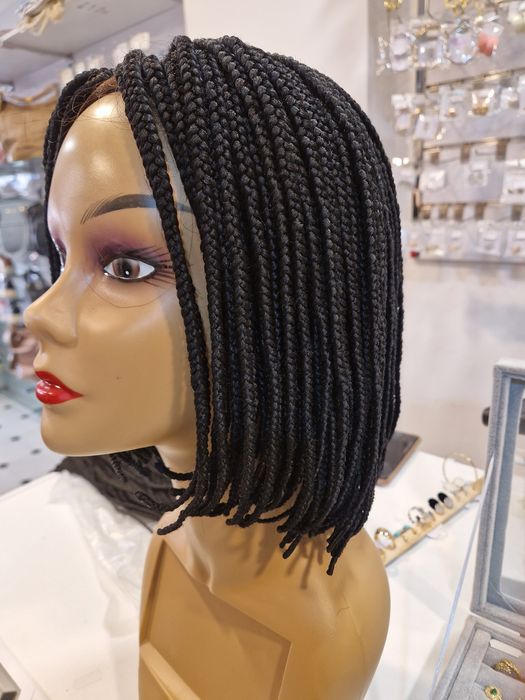 peruca lindamente trançada