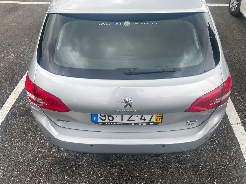 Carro em bom estado