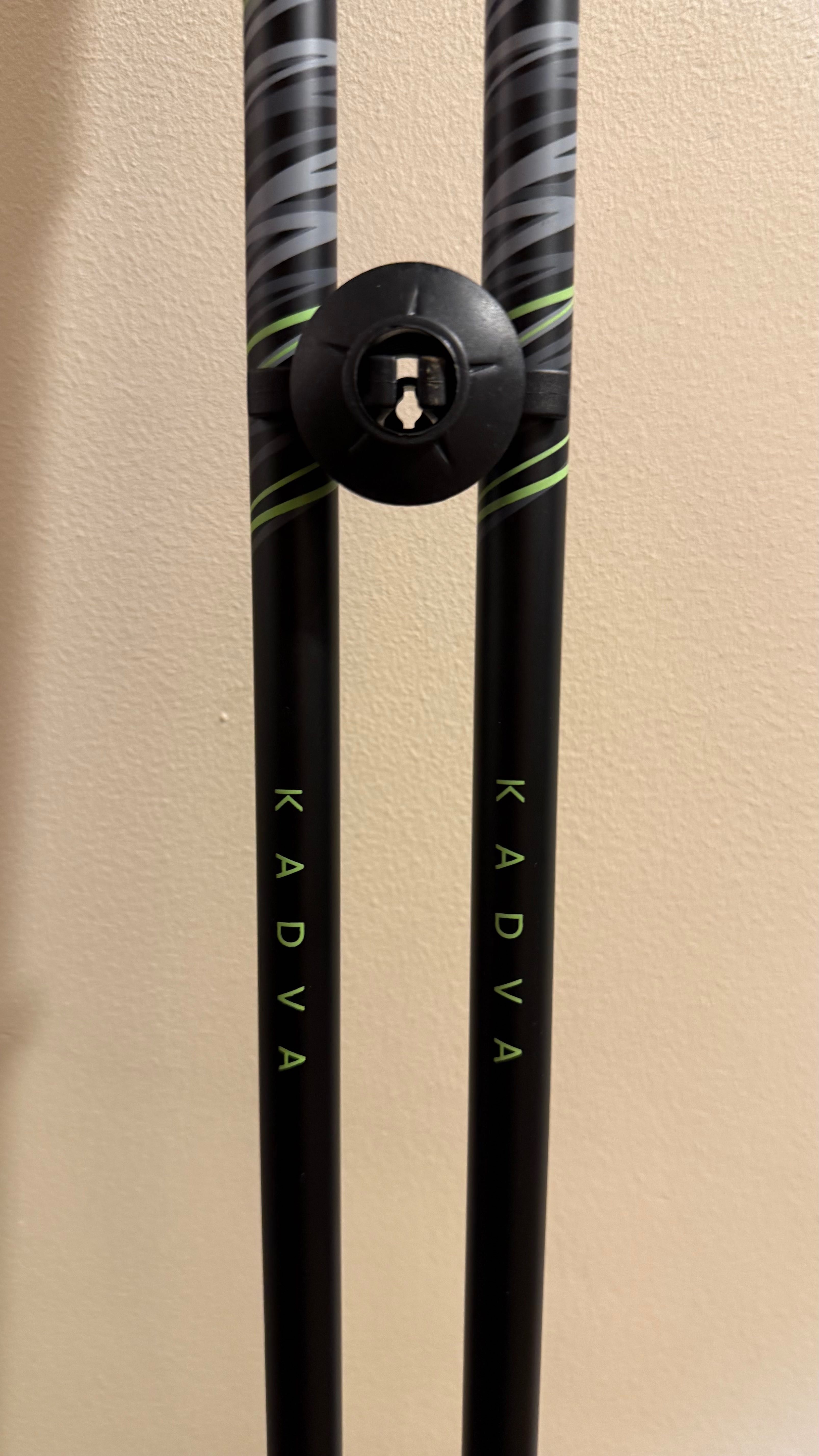 Kije nordic walking KADVA Raylan karbonowe, tylko 170g! szare, 125 cm