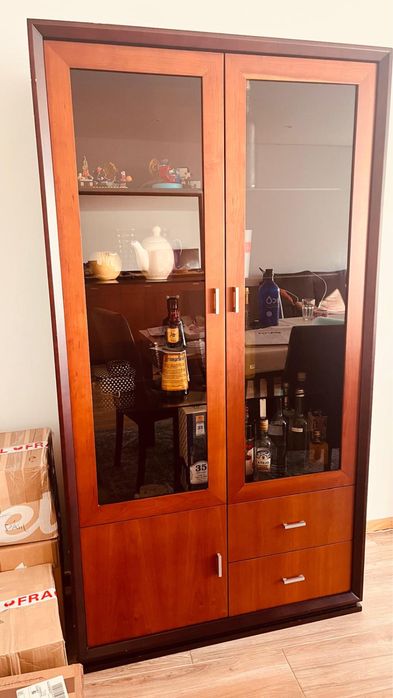 Cristaleira de Madeira