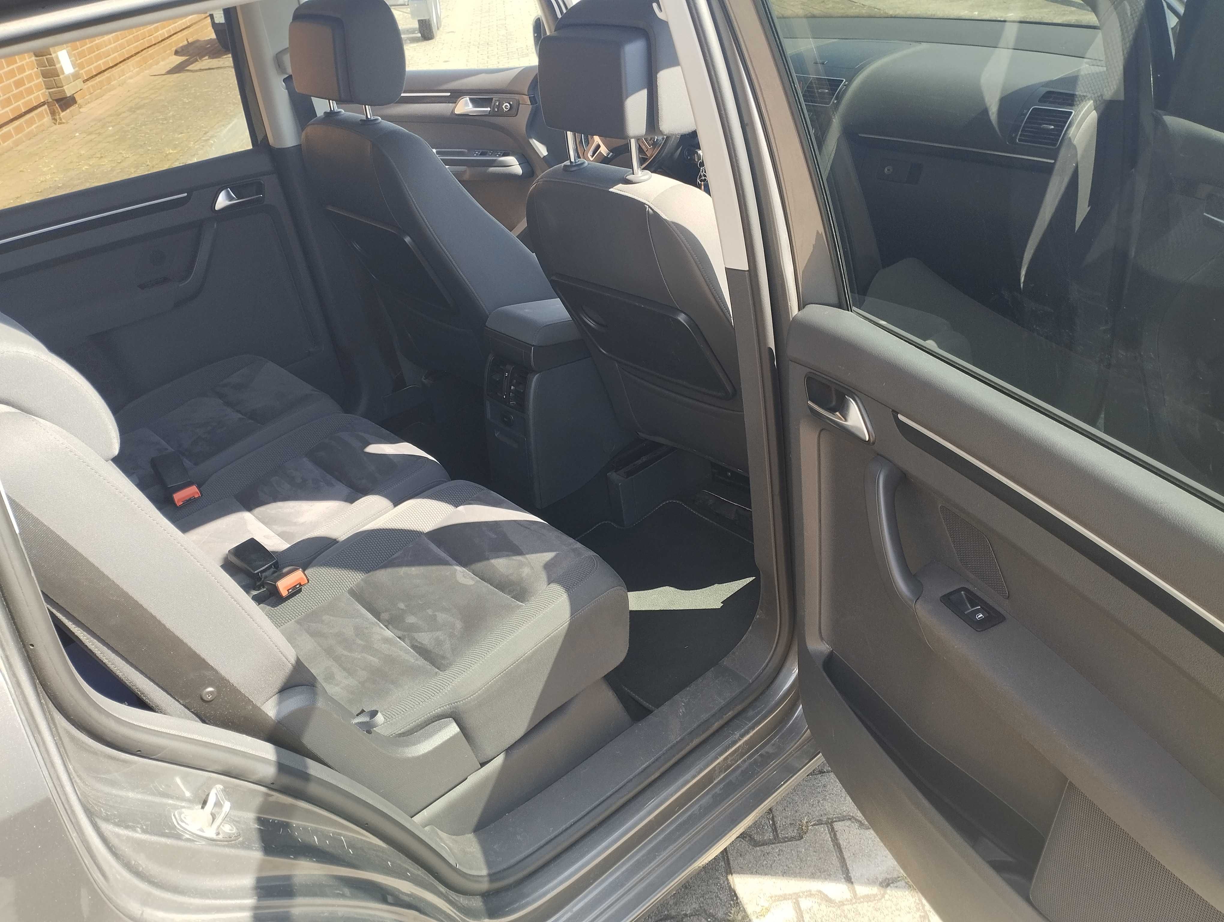 VW Touran 2.0 TDI 140 KM