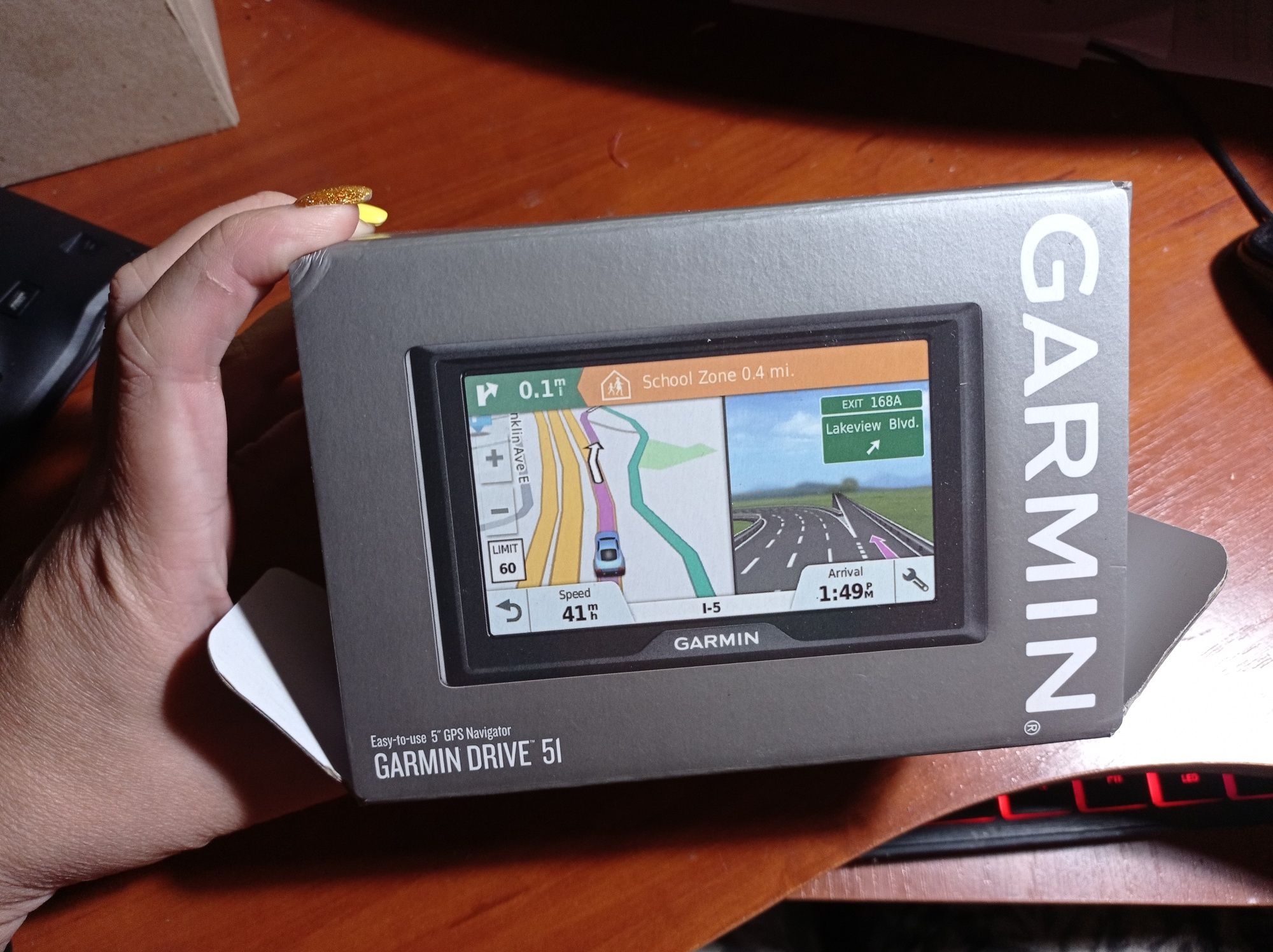 Навигатор GARMIN DRIVE 51