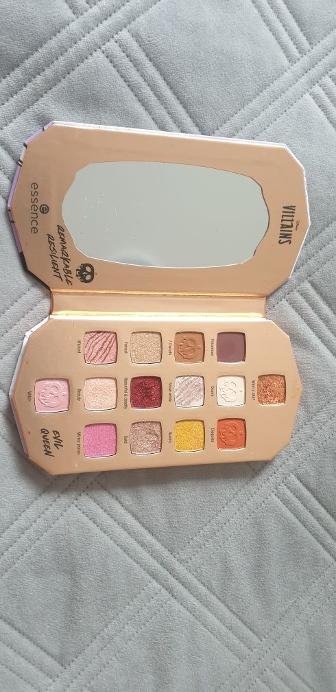 Paleta cieni Catrice