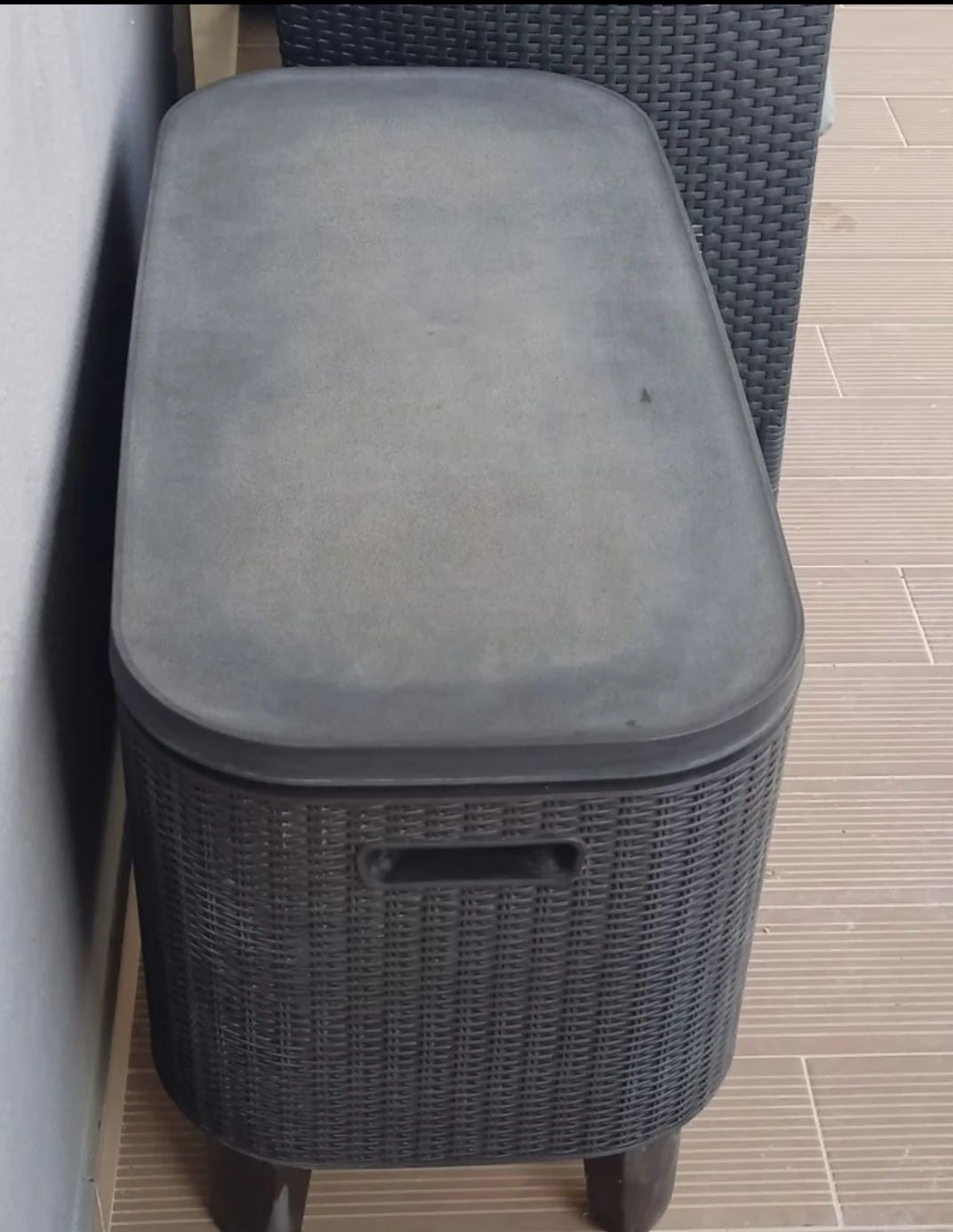 Mesa de Exterior e 2 cadeiras (Conjunto KETER)