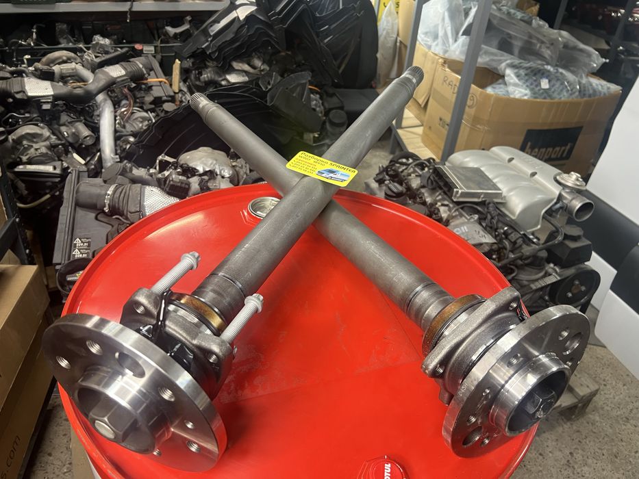 засверлена полуось 30 зубів ліва права sprinter w906-907 vw crafter