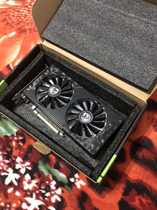 Placa de video Rx 580 8gb nova nunca usada