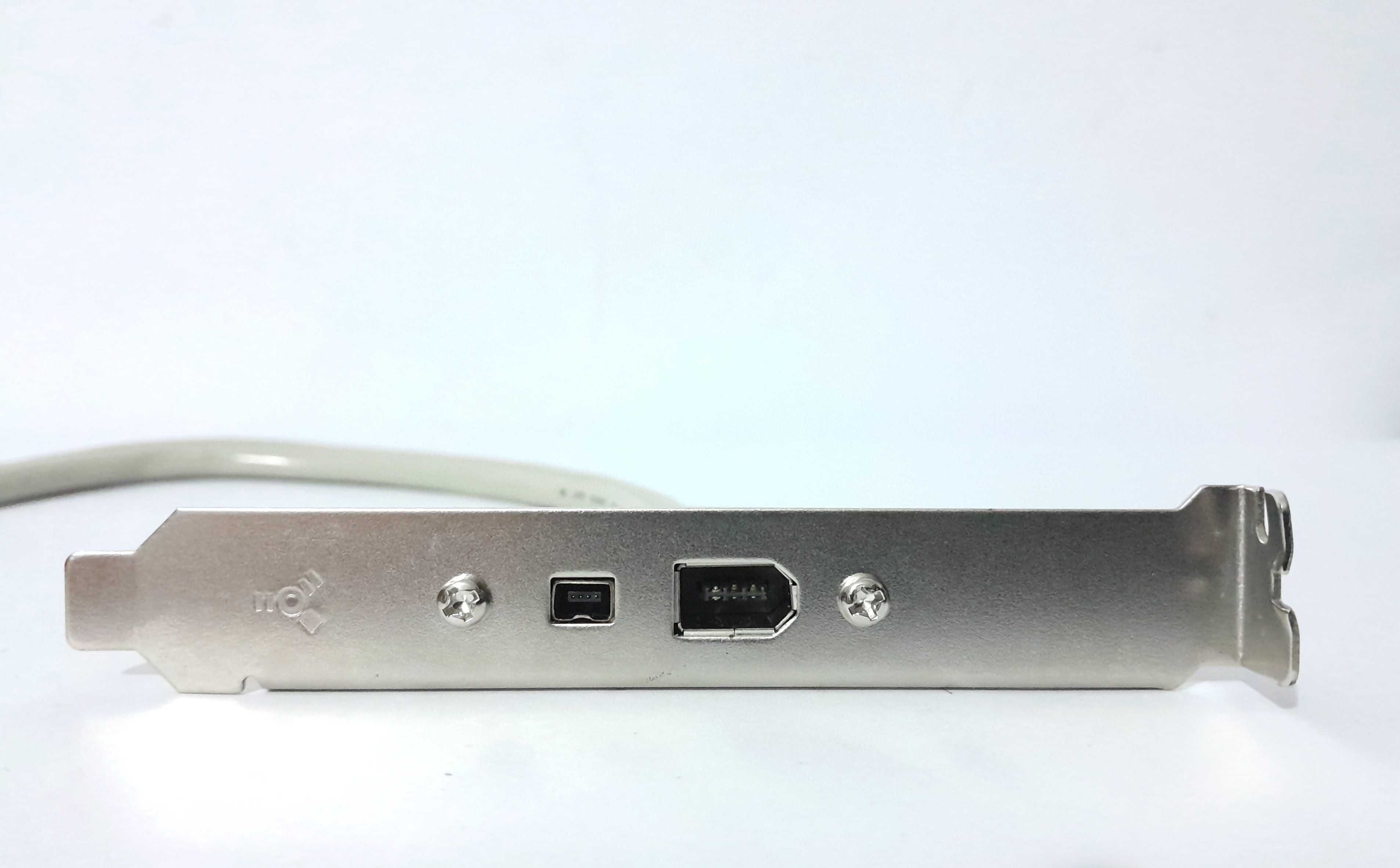 Porta Firewire com mini-firewire (usada)