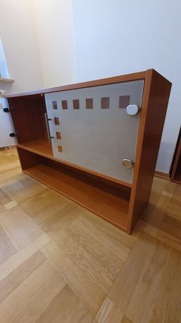 Sprzedam szafkę wiszącą