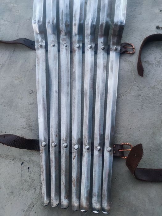 Nagolennik nagolennice łydki bizanty zbroja wiking Słowianin rycerz