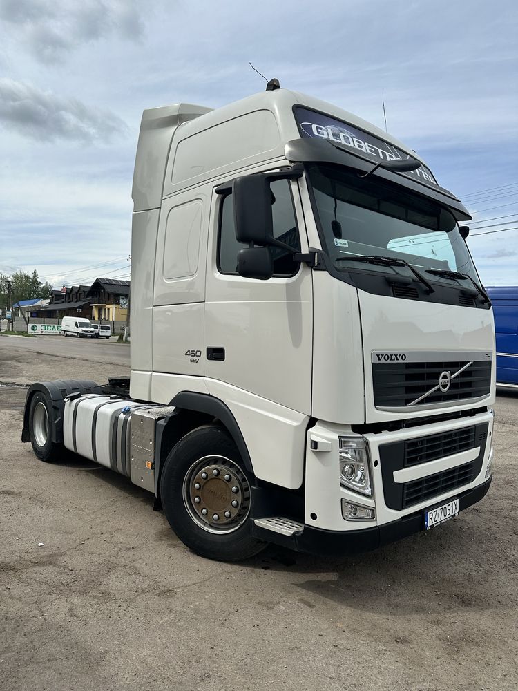 Тягач VOLVO FH460