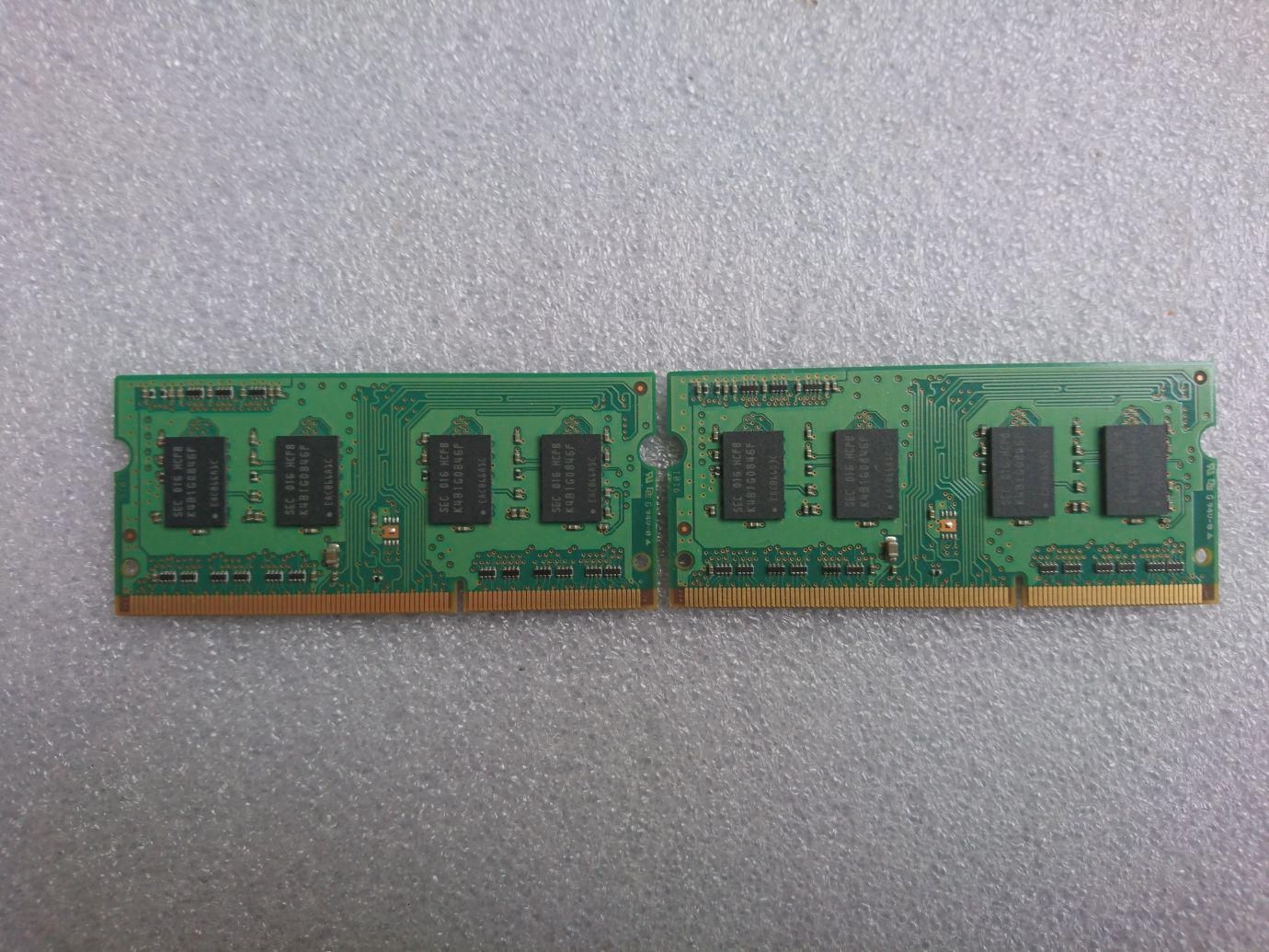 Продам оперативную память Samsung So-Dimm DDR3 1Gb