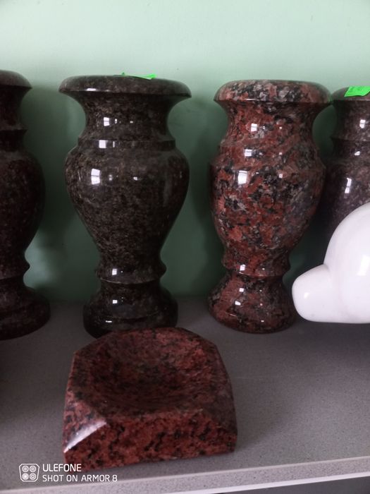 Попільнички гранітна