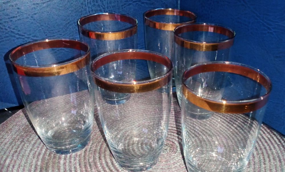 6 Szklanek do napoi że złotym zdobieniem