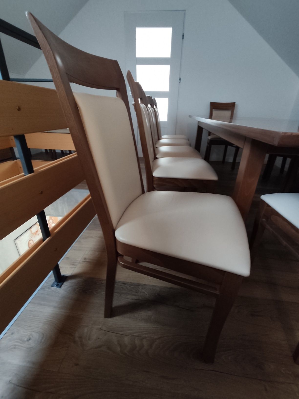 Sprzedam zestaw stół+12 krzeseł
