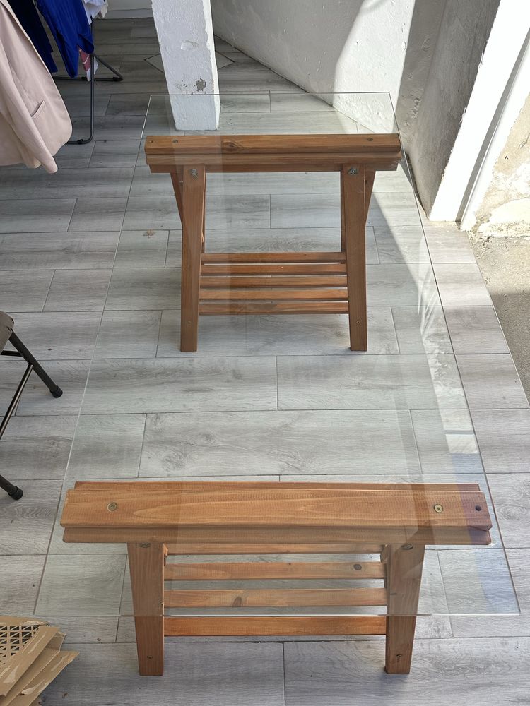 Mesa de Vidro com cavaletes