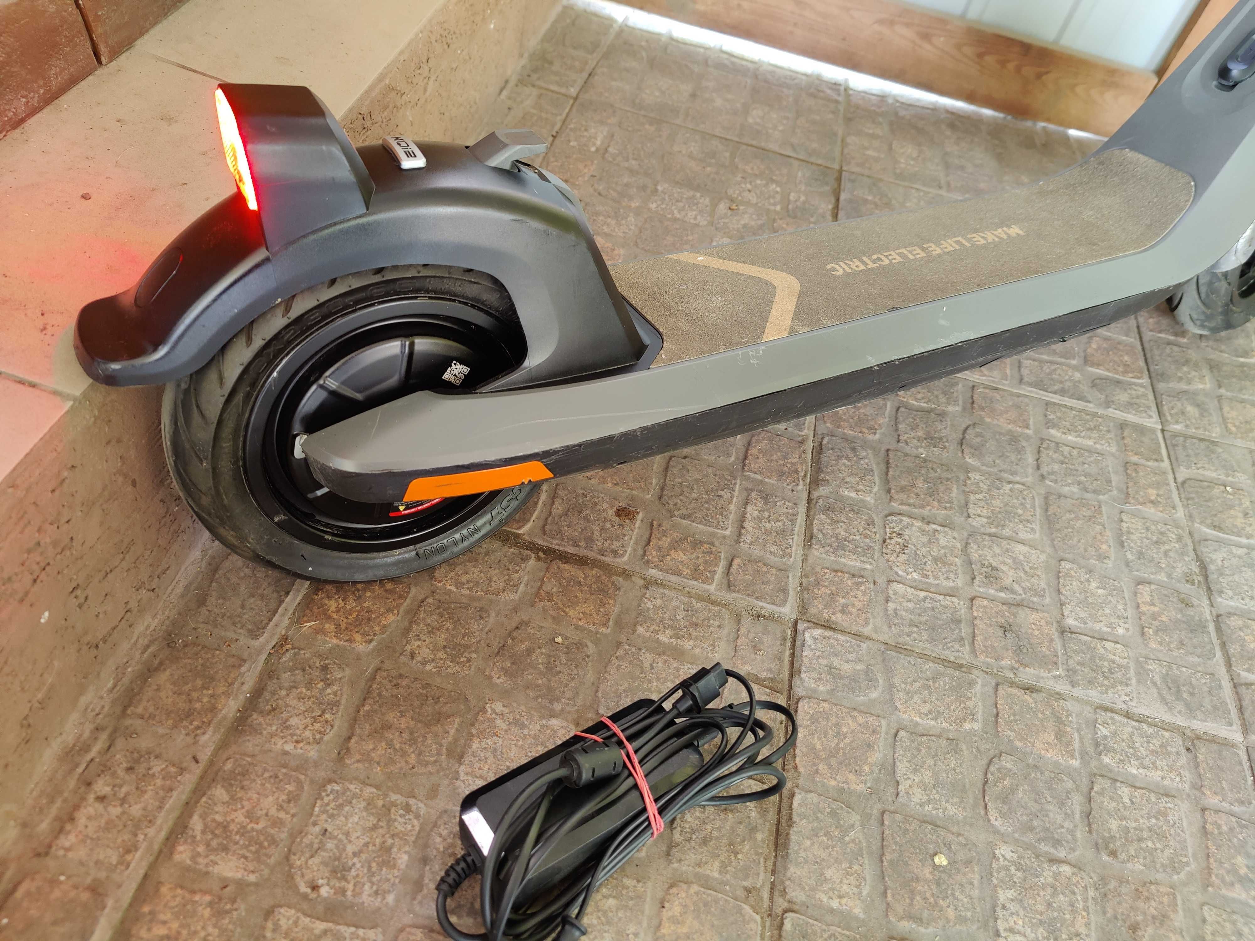 Электросамокат NIU Kick Scooter KQi2 Pro