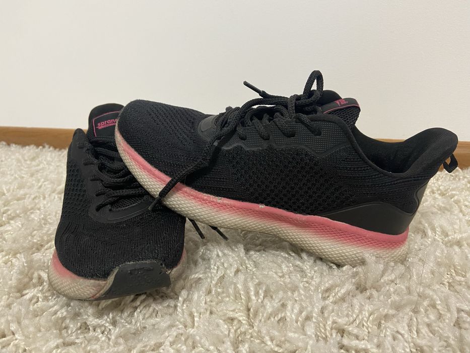 спортивні кроссовки sprandi