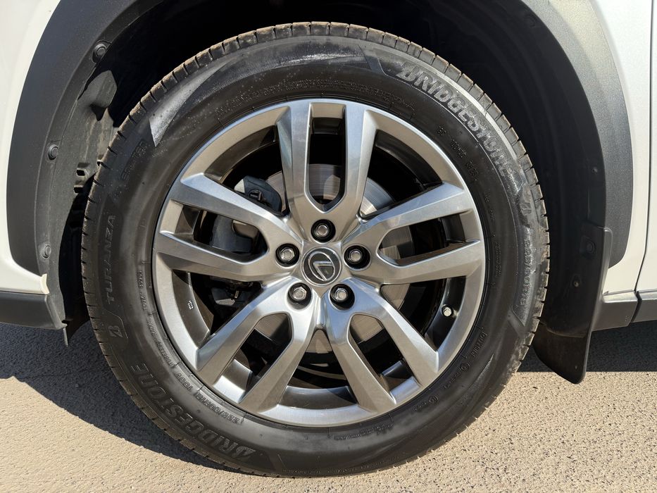 Lexus NX-200 2019р.