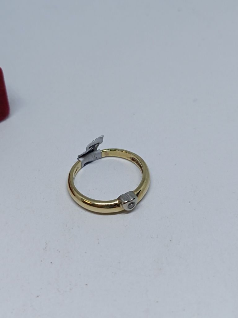 Złoty pierścionek z brylantem złoto 585 rozmiar 11