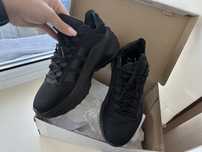 Кроссовки adidas женские 39р