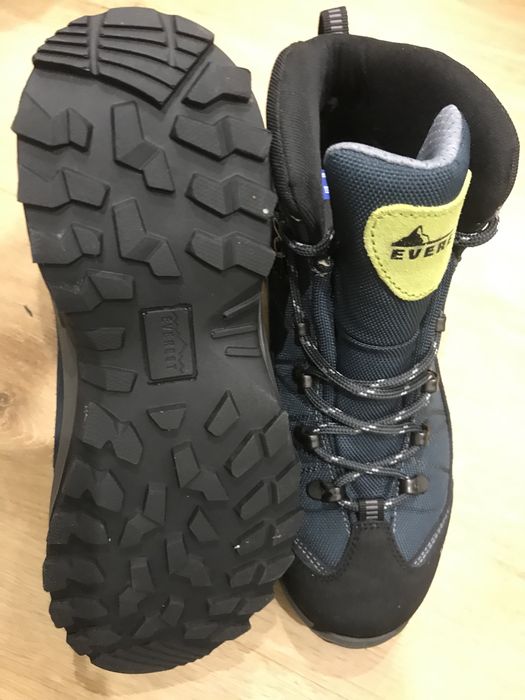 Чоботи черевики чоловічі Трекінгові наМембрані як Нові41р26см Everest