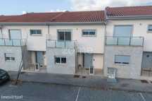Moradia T3 Semi-Nova em Souto São Salvador, Guimarães