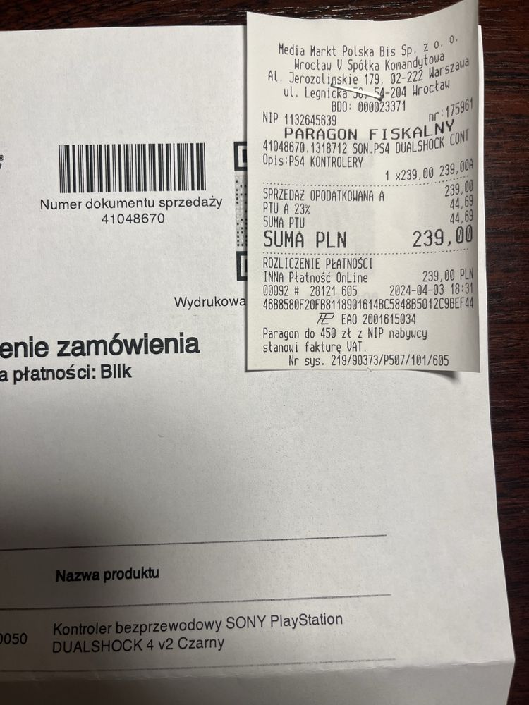 PlayStation 4 Slim 1TB CoD WWII edition + 2 pady + gry – Wrocław