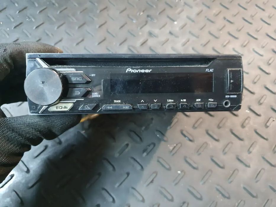 Radio samochodowe PIONEER DEH-1900UB