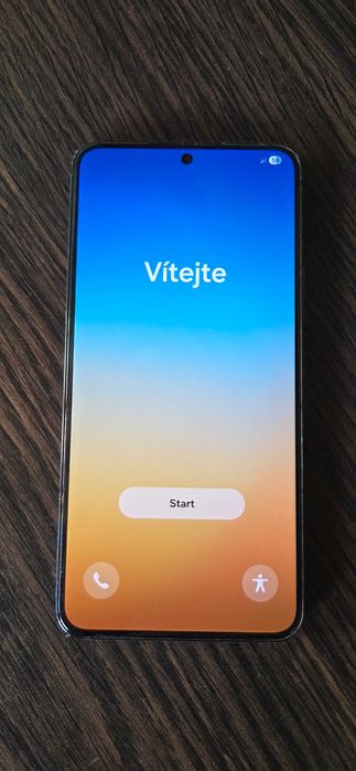 Sprzedam smartfon samsung galaxy S22 5G 8/128 GB czarny DUAL SIM