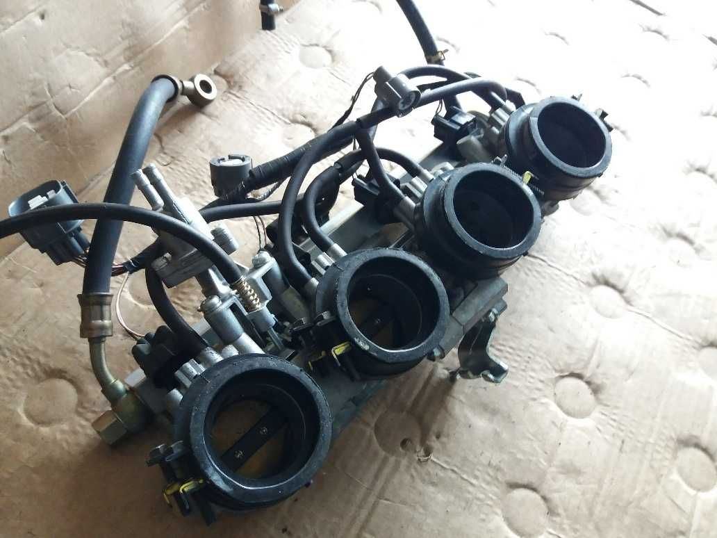 Corpo de injecção Honda CBR1100XX