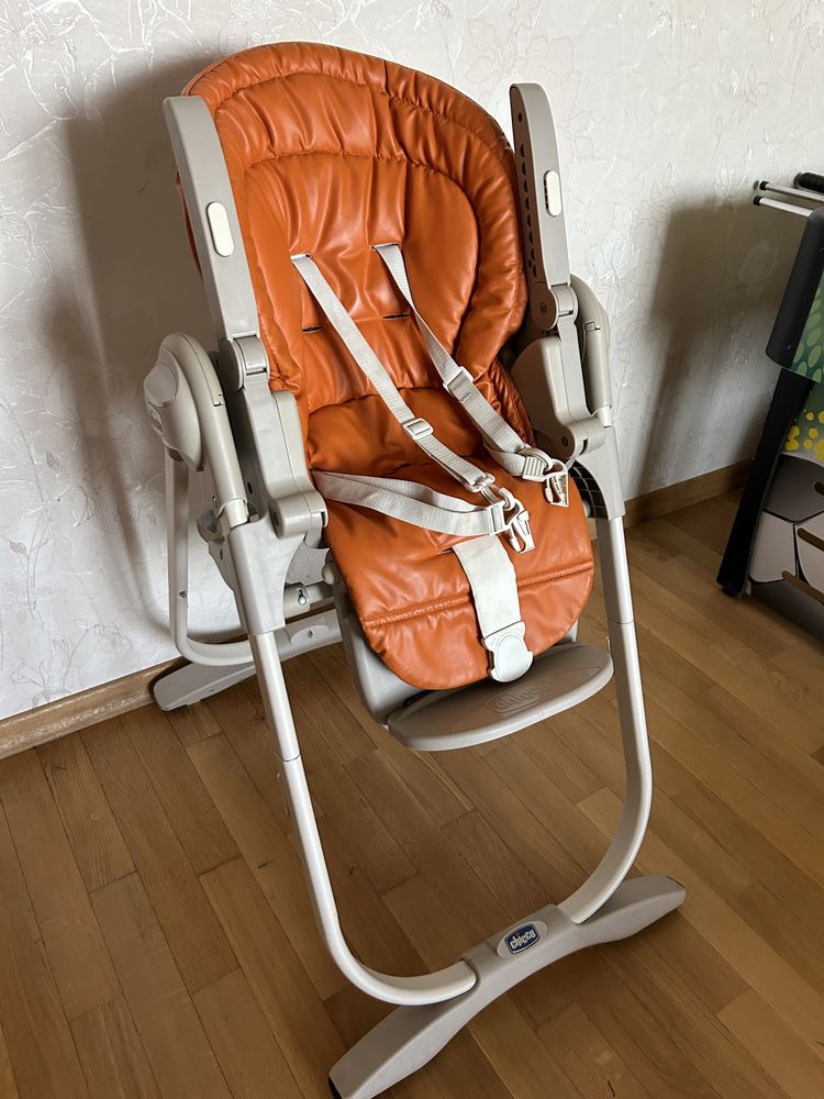Стульчик для кормления Chicco Polly Magic  3в1 с рождения