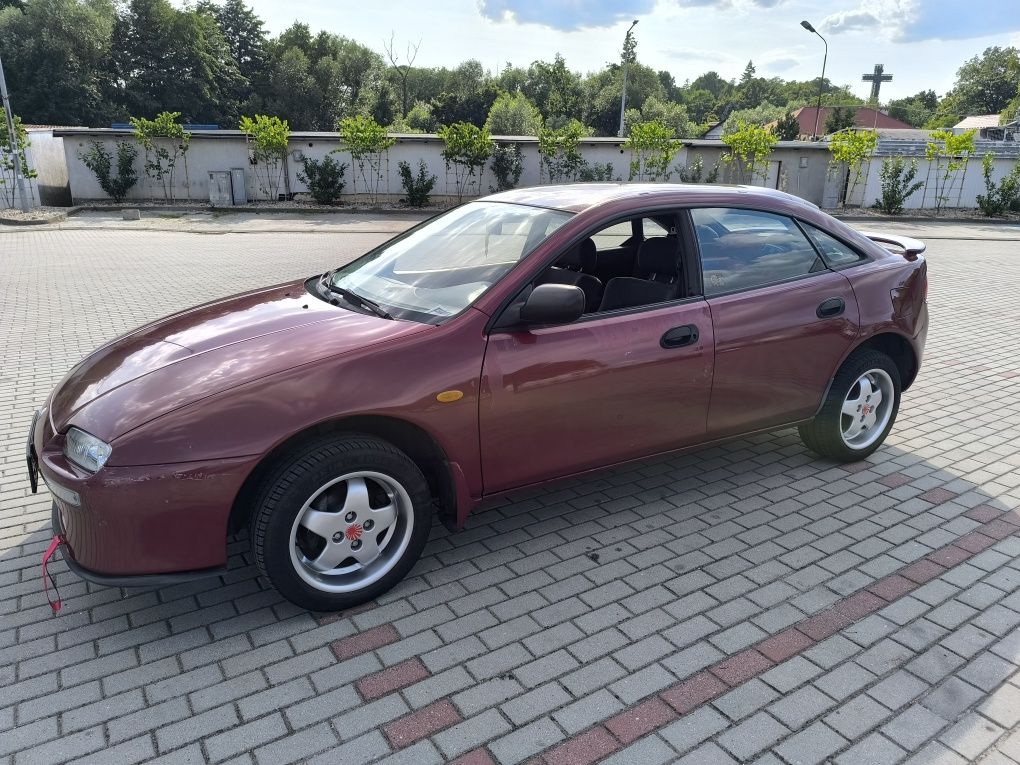 Sprzedam Mazda 323F BA