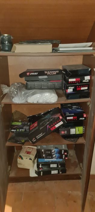 25 placas graficas Amd nitro rtx 570 rig